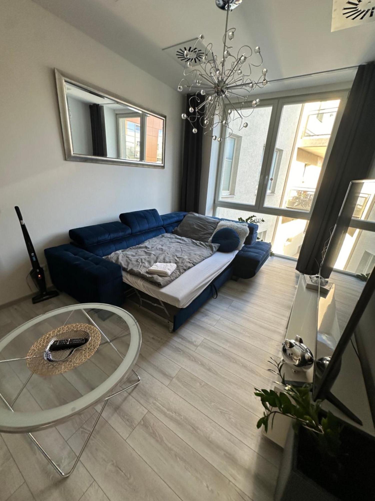 Majestic Old Town Apartments Bratislava Bagian luar foto
